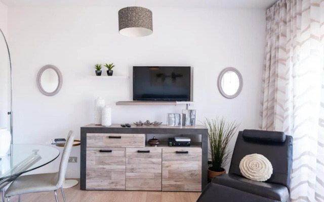 #092 Exclusive Retreat - Unique Holidays