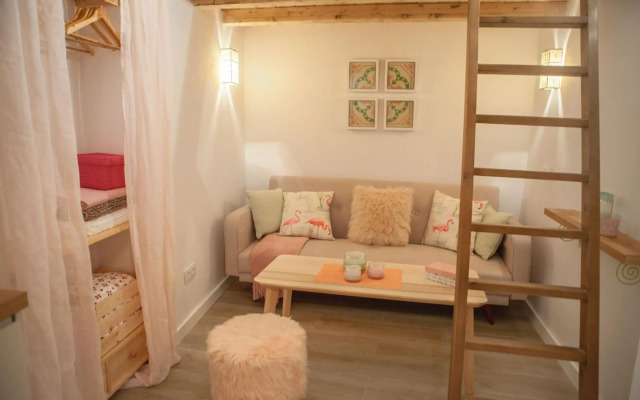 3 - El Escondite Rosa De Tarifa