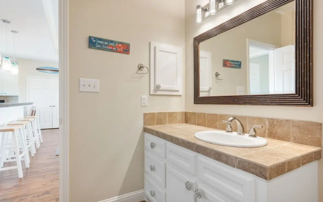 Gulf Winds 3 Bedroom Home