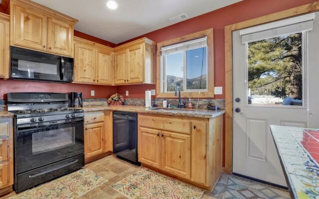 Knotty Pines LOG Cabin #2414