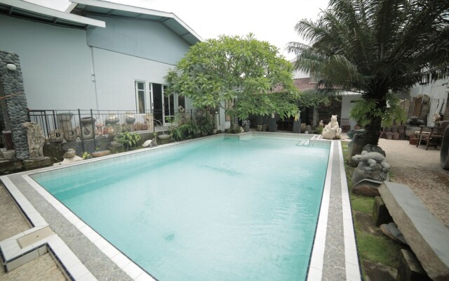 Watusaman Homestay By The Grand Java