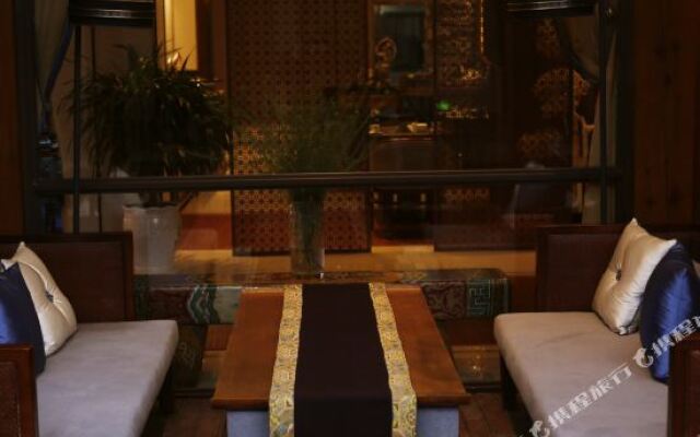 Grand House Tingyue Linzhi