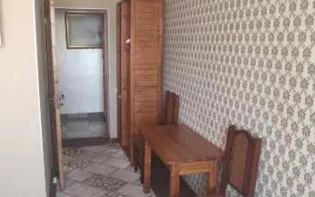 Готель Адріана