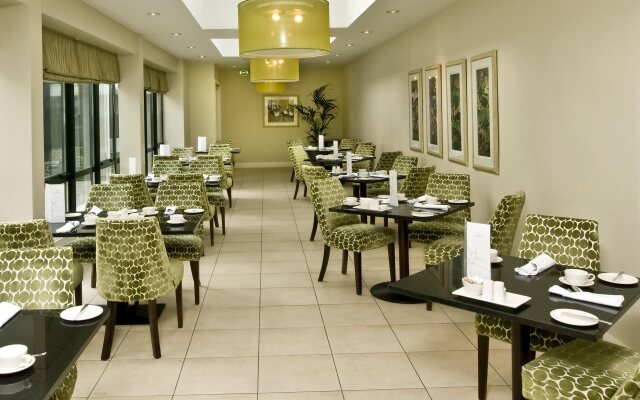 Charleville Park Hotel & Leisure Club