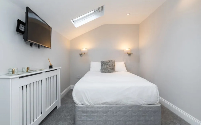 Albert Rooms