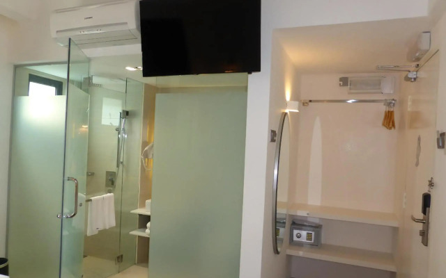 Melange Boutique Hotel