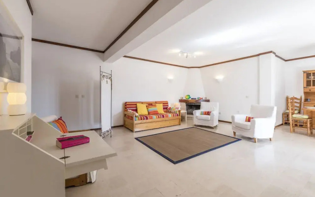 Fish House Flat With Pool