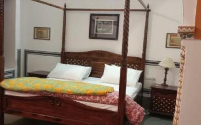 Radhika Haveli Hotel