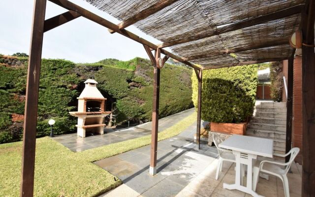 HomeHolidaysRentals Palmeras House - Costa Barcelona