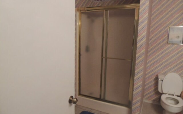 Sherman House - Two Bedroom Home