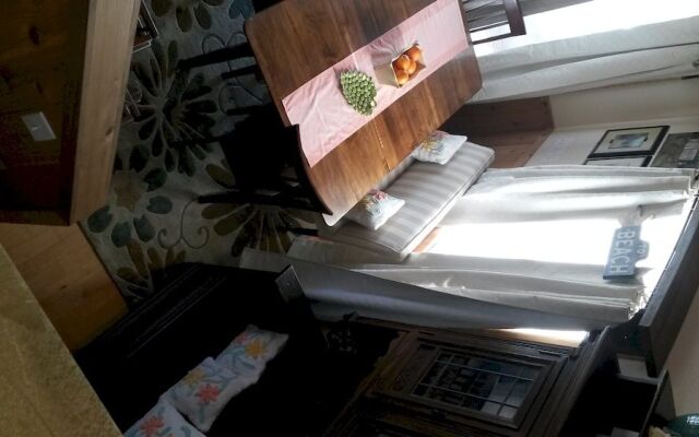 The Cabins at Shale Lake