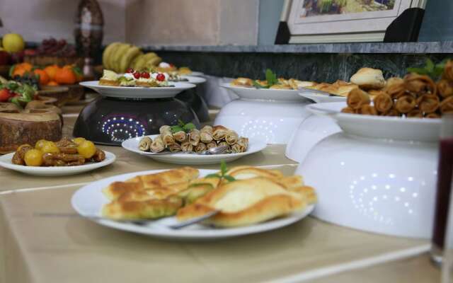 Teeba Palace Hotel Suites
