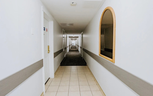 Western Budget Motel Plus Mosaic Suites