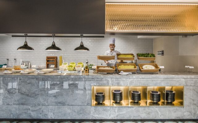 GZ Baiyun Airport MeHood Liz Hotel T1