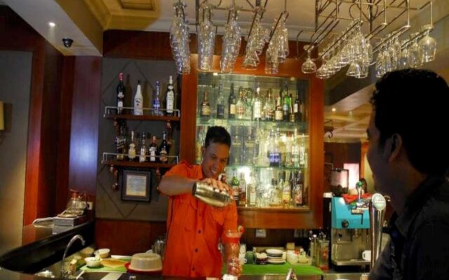 Grand Arkenso Parkview Hotel