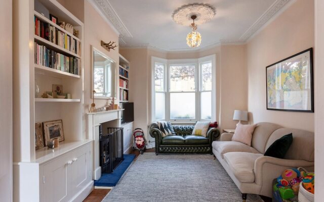 South London Architectural Retreat