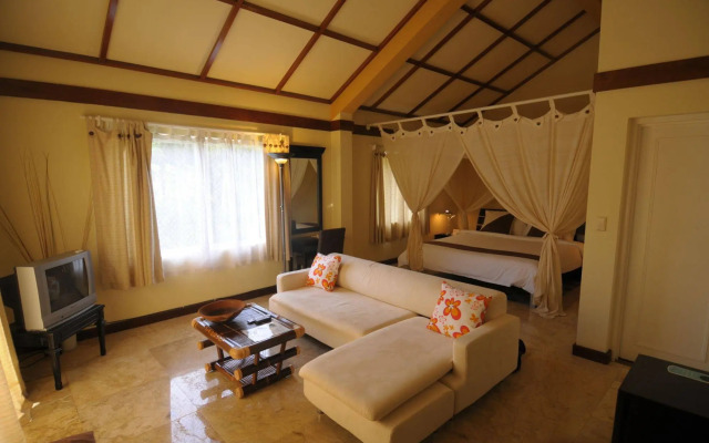 Mariana Resort & Spa