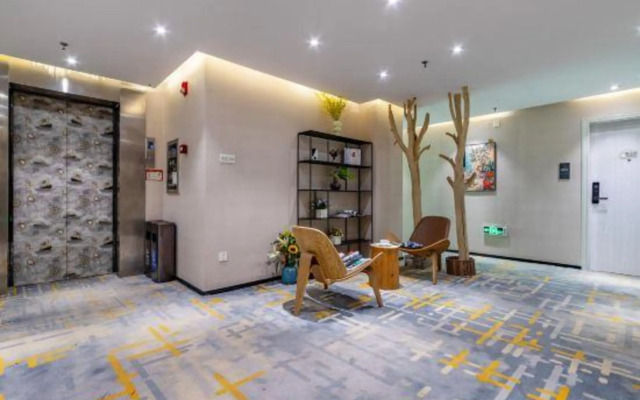 Orchid Hotel