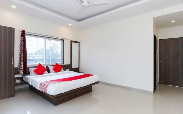 Hotel Namrata By OYO Rooms