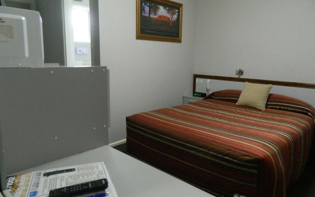 Orana Windmill Motel