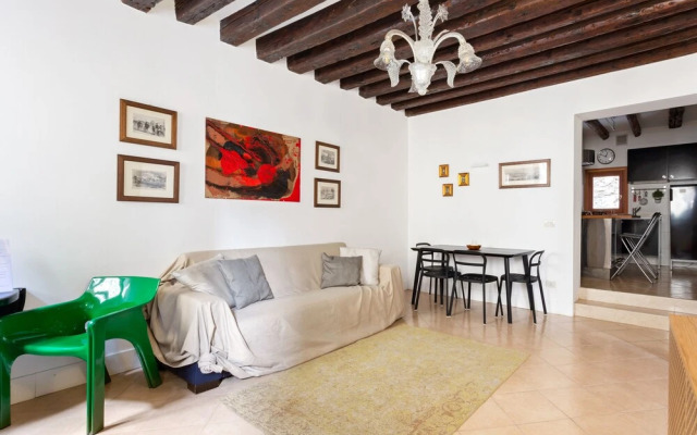 Riva Di Biasio Lovely Flat