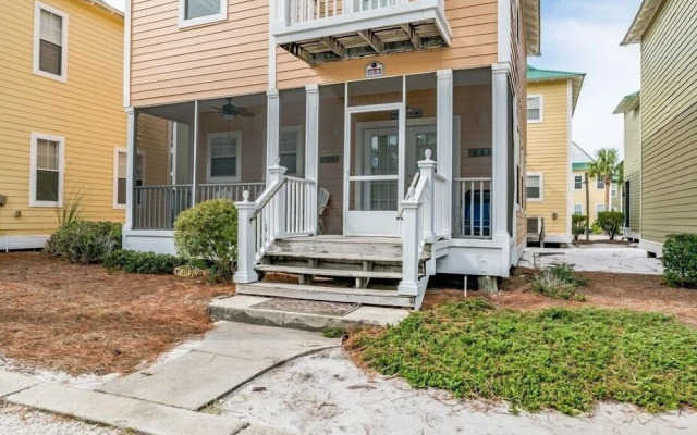 Living It Up 12B - 3 Br Condo