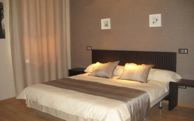 Hotel Dinastía