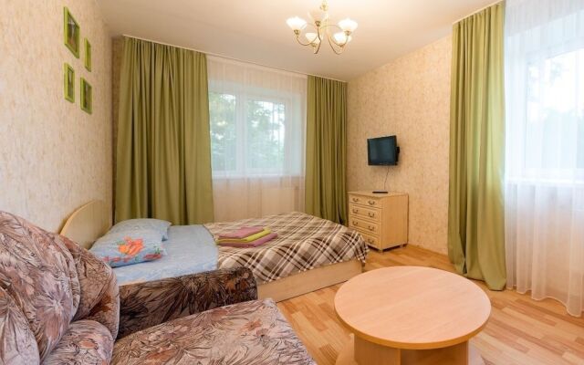 Apartment near Ekaterinensky 2