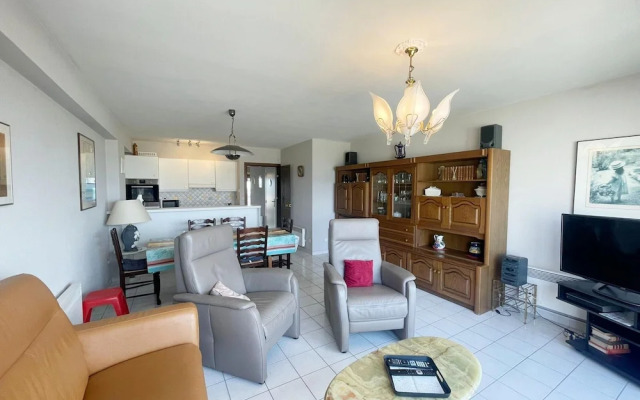 Apartment Near Epernay Square