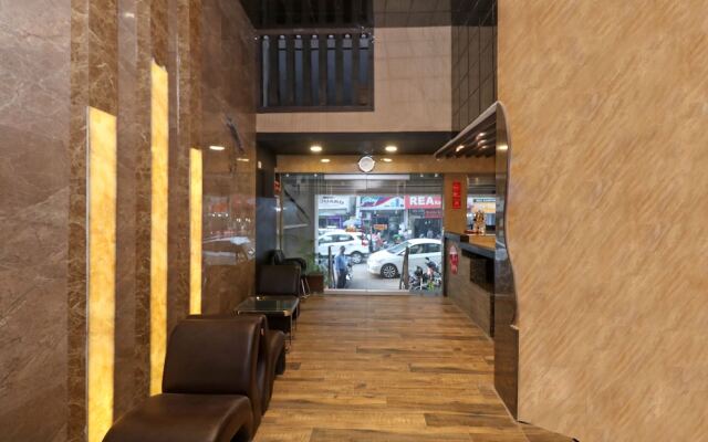 OYO 10991 Hotel Gagan