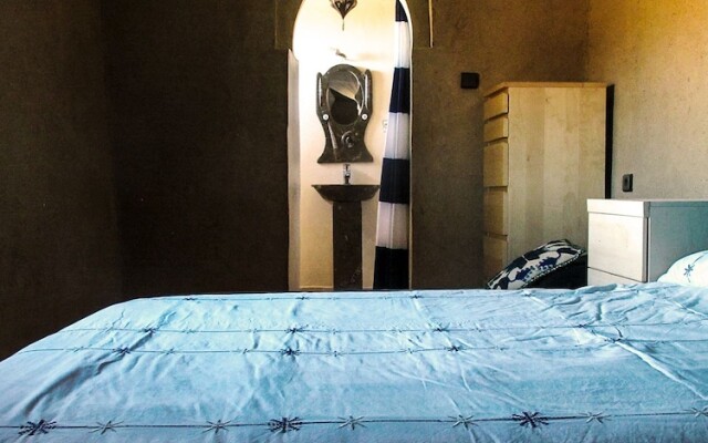 Khamlia Desert Bed & Breakfast