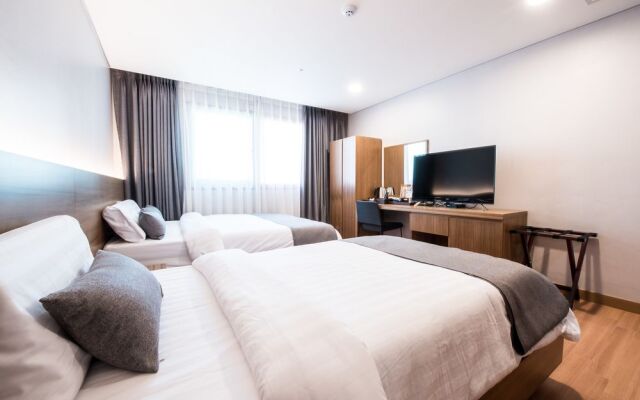 Silla Boutique Hotel Premium