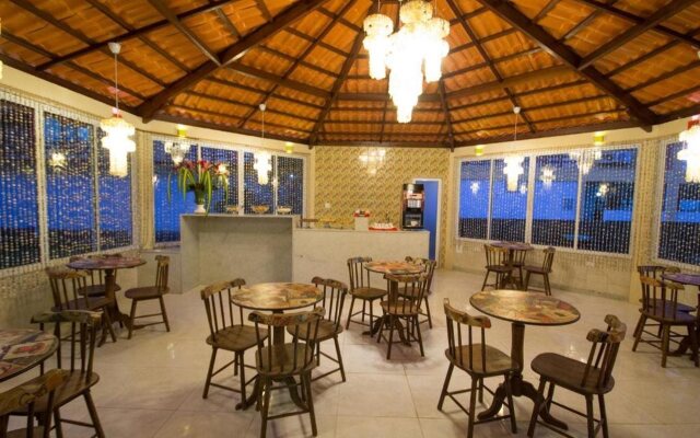 Hotel Praia Dourada