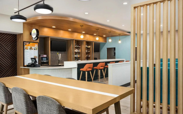 Holiday Inn Cheshire Southington