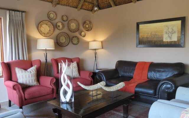 Woodbury Lodge - Amakhala Game Reserve
