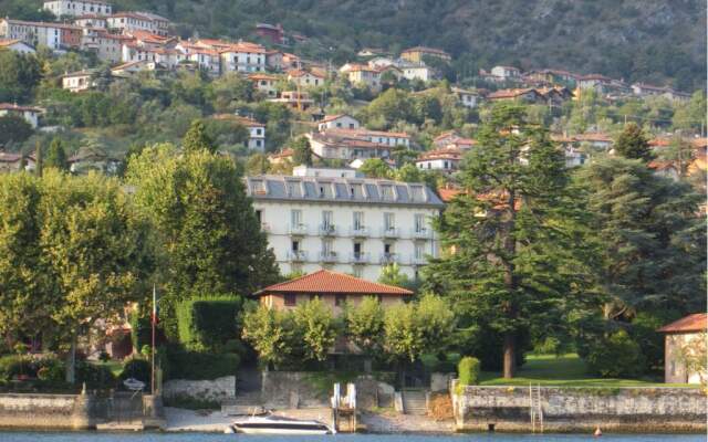 Hotel Lario