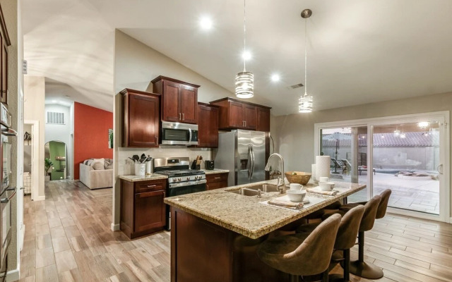 The Golden Cactus Phoenix