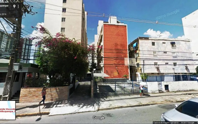 Minha Casa, Seu Hostel