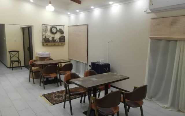 Luxlusive Guest House