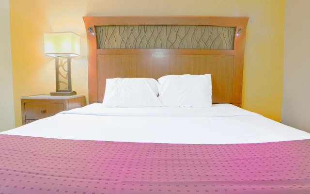 OYO Hotel Mobile, AL I-65 at Airport Blvd