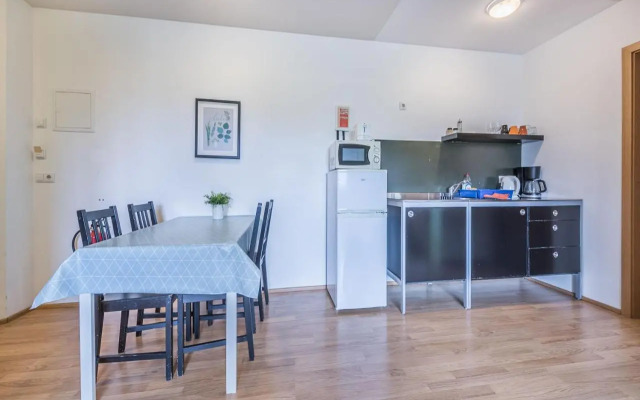 Stoð Guesthouse and apartments