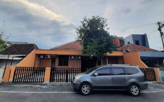 SPOT ON 2683 Cempedak Residence
