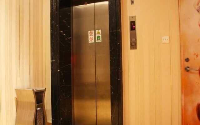 GreenTree Inn ShangHai Jingan District Middle YanChang Road HuTai Road Express Hotel