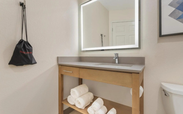 Candlewood Suites La Crosse N by IHG