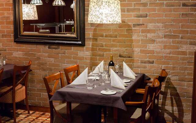 Hotel-Restaurant Aada