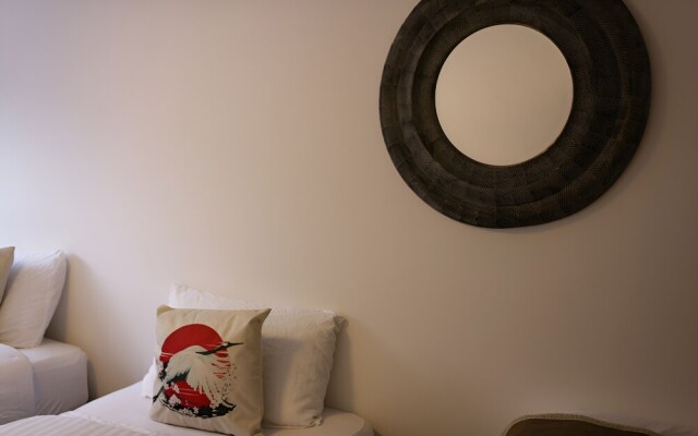White Tulip Central 3bedroom Duplex Loft