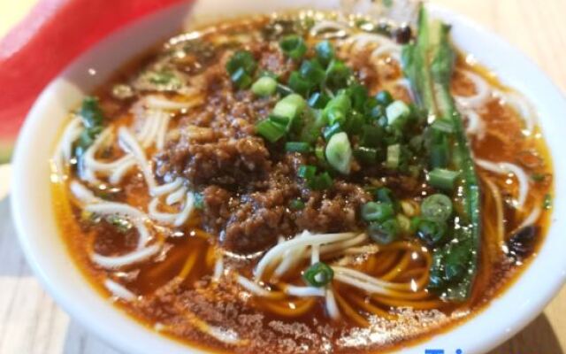 Vyluk Hotel Chongqing Light Rail Station