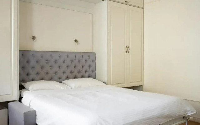 APARTURA (АПАРТУРА) на проспекте Вознесенский 41