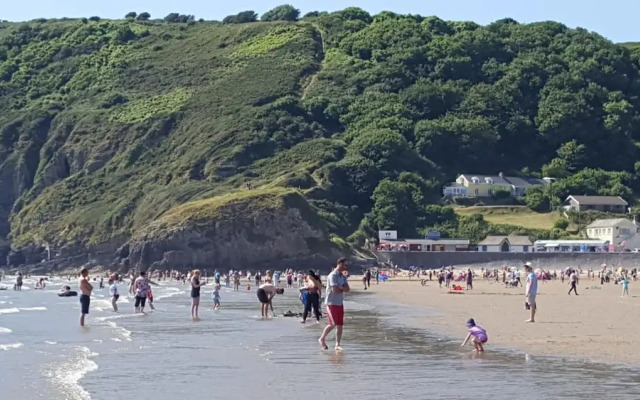 Pendine Sands Guesthouse