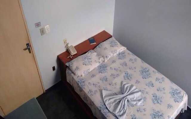 Hotel Pousa La